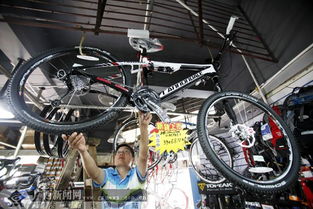 自行車(chē)賣(mài)出汽車(chē)價(jià) 誰(shuí)在消費(fèi)高檔自行車(chē) 圖文